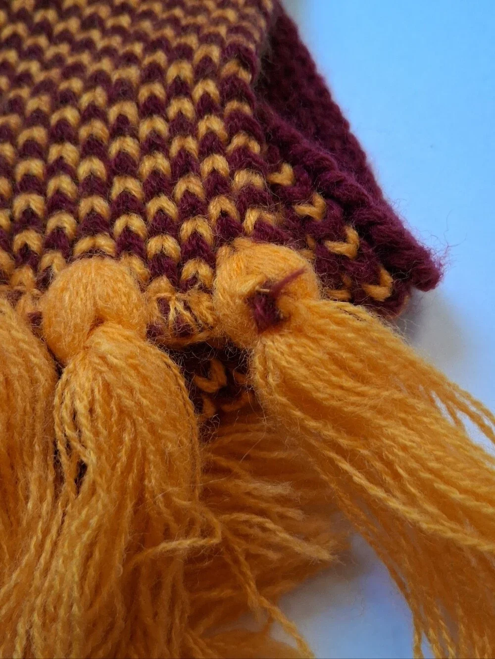 Minnesota Golden Gophers Knit Fan Scarf Fringe Maroon Gold NCAA Logo 47 Brand
